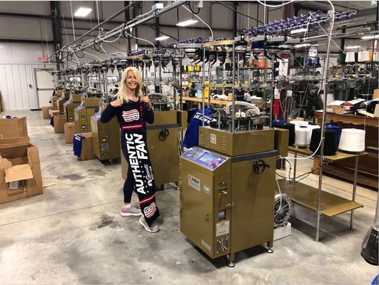 Macchina da maglieria personalizzata per tifosi di calcio, sciarpa e cappello da cappello con 800 pezzi al giorno
