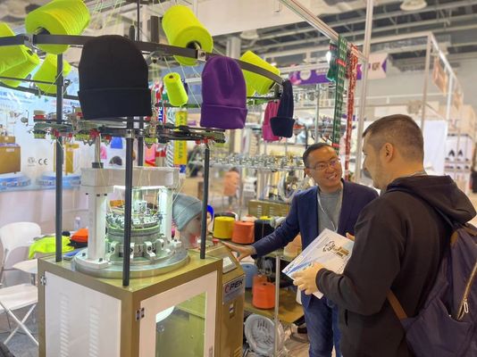 Metodo di maglieria a doppia velocità con cappelli a maglia a costole per la maglia domestica