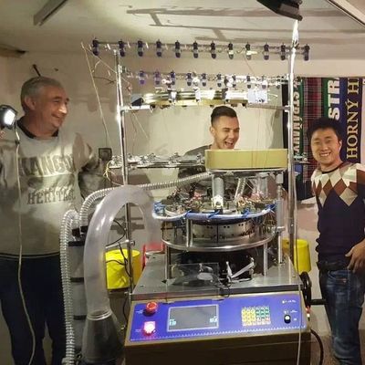 Macchina a maglia circolare completamente computerizzata per la fabbricazione di berretti e sciarpe