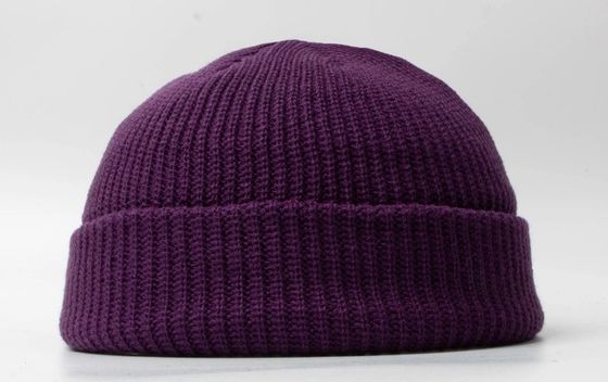 Macchina di maglieria per accessori invernali a controllo completamente computerizzato da OPEK