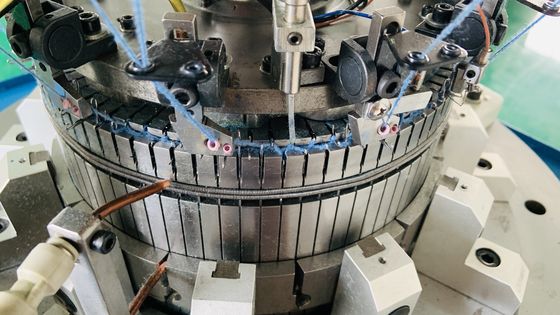 7G-18G macchina di maglieria a cappello a costole circolare computerizzata