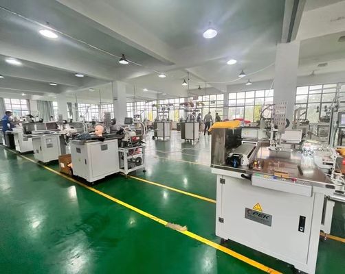 Versatile e resistente macchina da cucire per cappelli da maglia automatica Opek-300HS