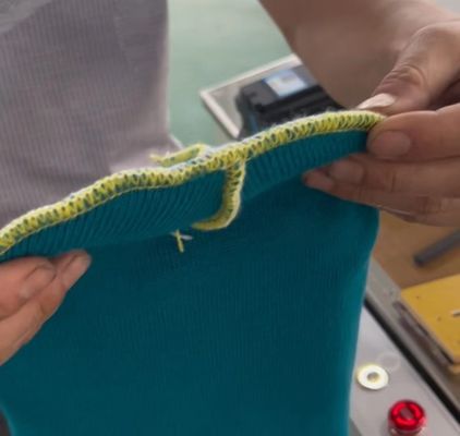 Macchine per cucire industriali completamente automatiche Prodotti per cucire a piedi con punti di overlock