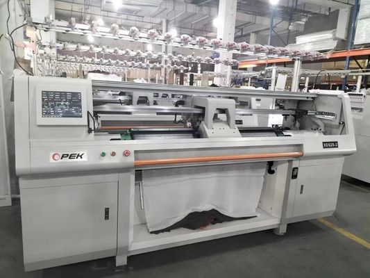 Metodo di maglieria doppia Jacquard Flat Knitting Machine per applicazioni versatili