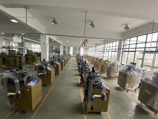 1W macchina automatica per la fabbricazione di sciarpe con cappello a maglia con certificazione CE ISO