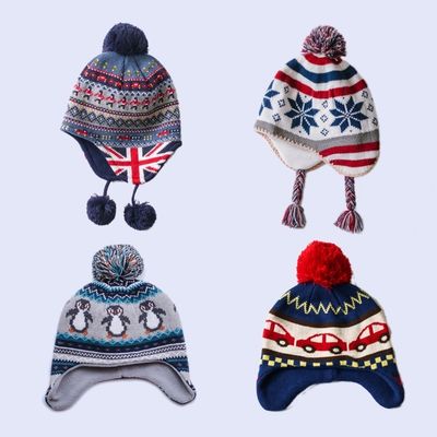 Crea cappelli e cappelli professionali a casa con una macchina da maglieria completamente automatica da 1 kW