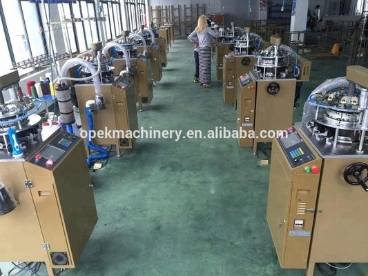Macchina avanzata per la fabbricazione di cappelli per sciarpe Jacquard a servomotore