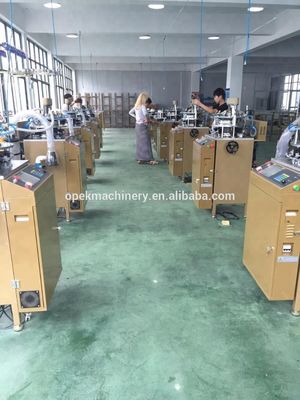Macchina avanzata per la fabbricazione di cappelli per sciarpe Jacquard a servomotore