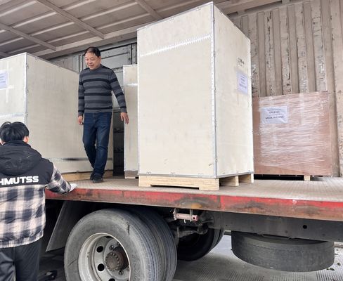 Macchina per la maglieria a manette circolari e calze sciolte con capacità produttiva di 30 kg al giorno