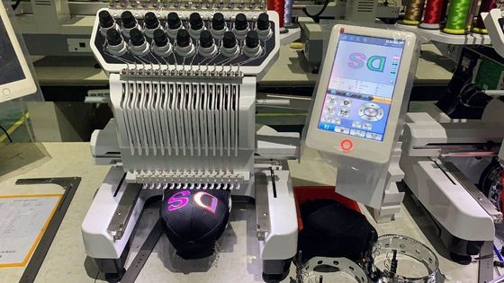 360*510 Area di ricamo Opek Multi-Head Automatic Color Change/Automatic Trimmer Machine