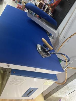 9 pollici di maglieria a vapore elettrica per risultati di stiratura lisci e impeccabili