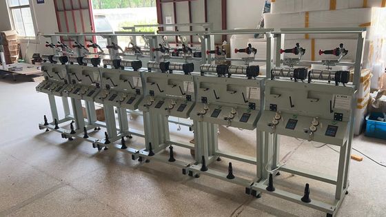1100m/min Alta velocità coni a coni avvolgimento macchina colore bianco per la produzione veloce
