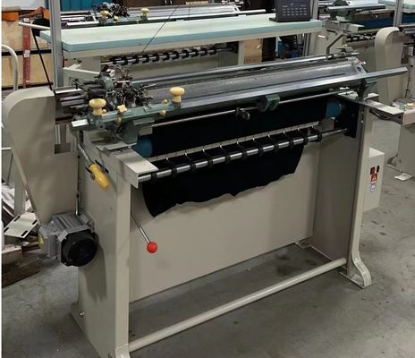 Macchina a maglia piatta semiautomatica a carrello singolo con tre sistemi 2790*2010*940mm