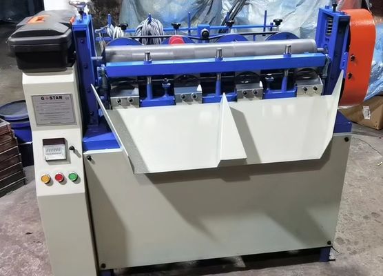 Vivi la maglieria come mai prima d'ora con 5000 PCS/ORA Keychain Pompom Machine