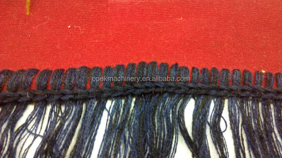 Metodo di maglieria singolo OPEK Tassel per la fabbricazione di sciarpe a maglia