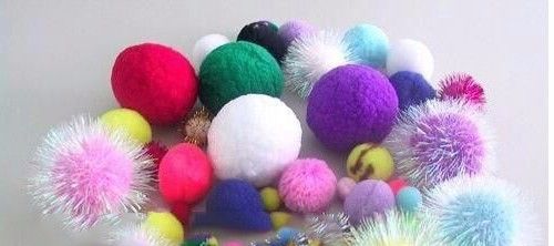 1-15cm larghezza di maglieria Circolare Pompom Making Machine per le esigenze del cliente