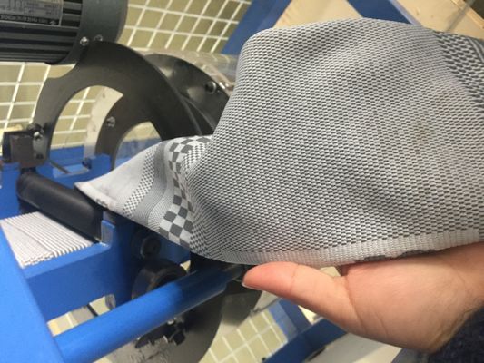 Macchina per la fabbricazione della rotula Jacquard per le ginocchia sportive Informatizzata e tecnologia avanzata