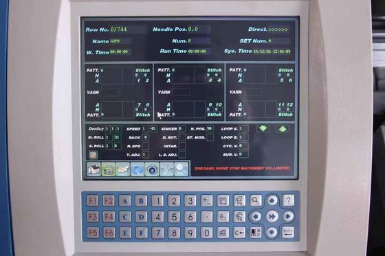 Metodo di maglieria doppia usata Steiger Flat Knitting Machine 2790*2010*940mm per prodotti